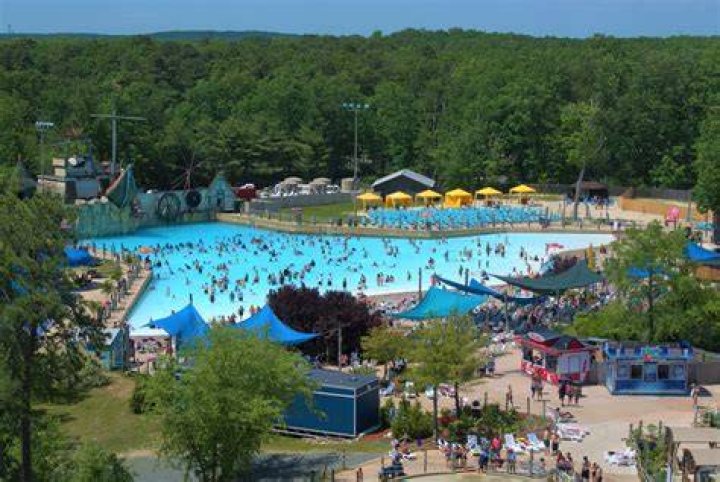6 Flags New Jersey Water Park: A Comprehensive Guide to Thrills and Excitement