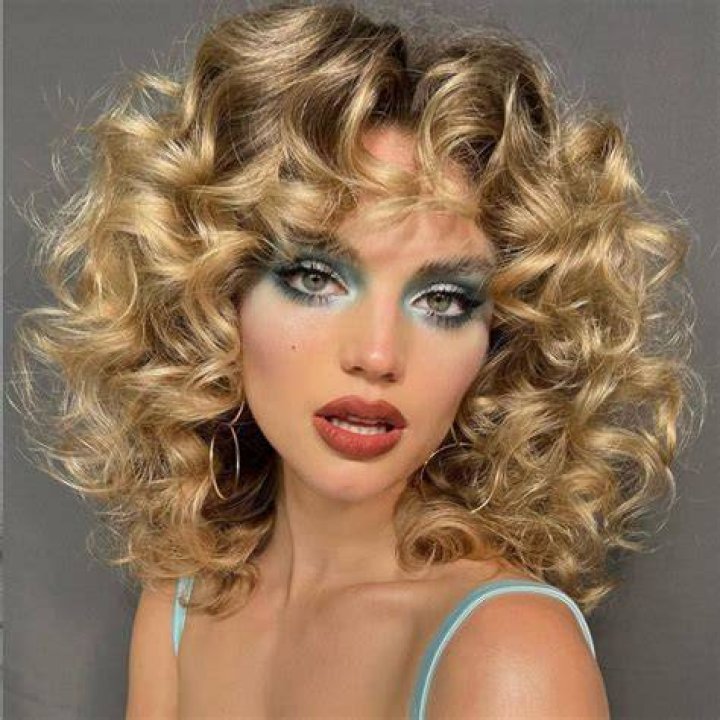 70's Disco Curls: A Timeless Hairstyle That&rsquo;s Still Trending Today