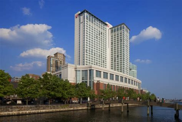 Baltimore Harbor Marriott Waterfront: A Premier Destination for Luxury and Comfort