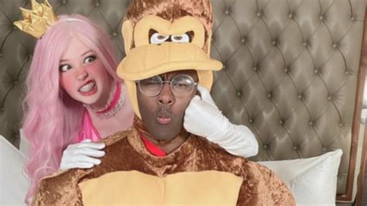 Belle Delphine Twomad Twitter: A Comprehensive Guide