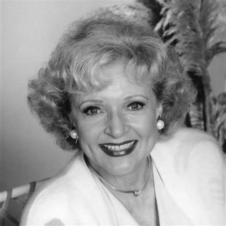 Betty White on Growing Old: Embracing Life with Grace and Wit