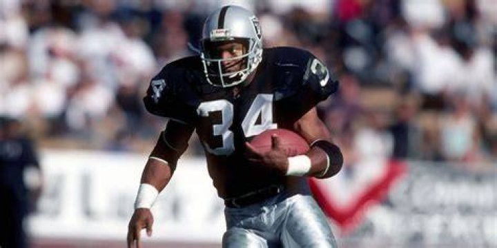 Bo Jackson's 40-Yard Dash: The Legend That Defined Speed and Power