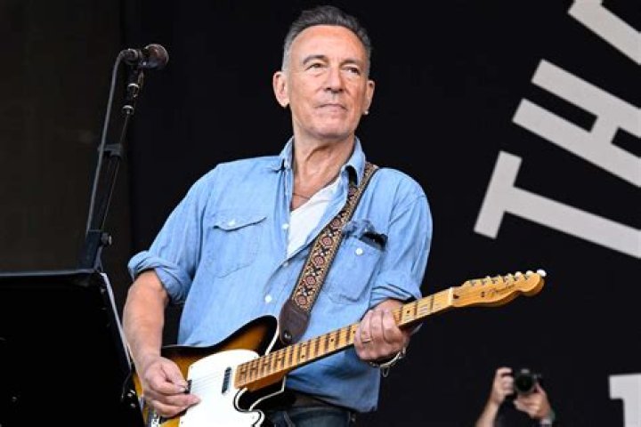 Bruce Springsteen: A Timeless Legend - How Old is Bruce Springsteen?