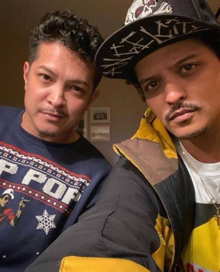 Bruno Mars: Is He a Twin? Unraveling the Truth Behind the Rumors
