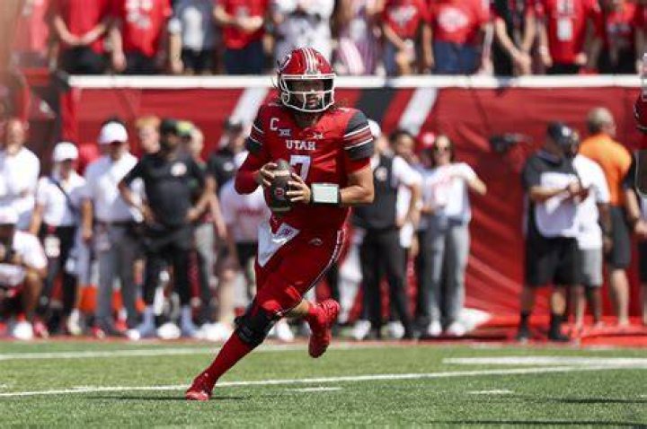 Cam Rising Net Worth: Exploring the Success Story of Hawaii's Rising Football Star
