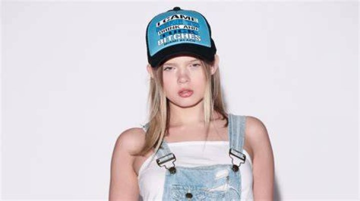 Coco Lovelock: The Rising Star in the Fashion and Modeling Industry