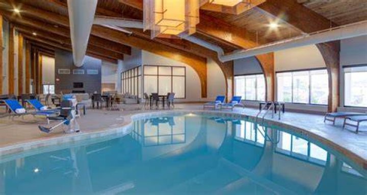 Discover the Luxury of DoubleTree by Hilton Harrisonburg VA