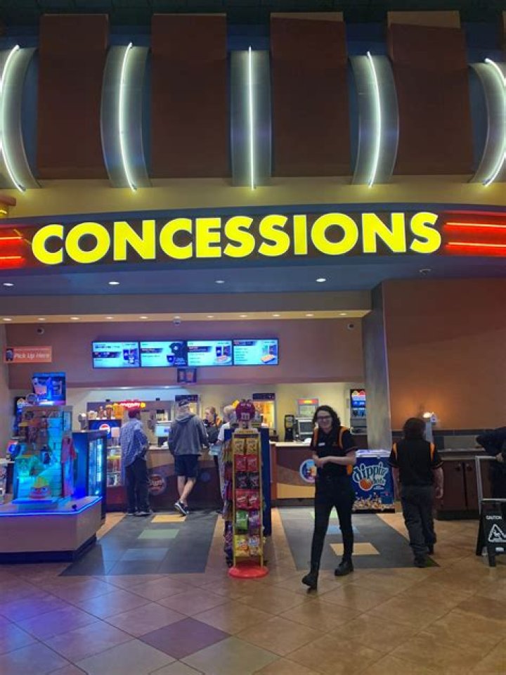 Dulles Town Center Regal: Your Ultimate Guide to Entertainment and Shopping