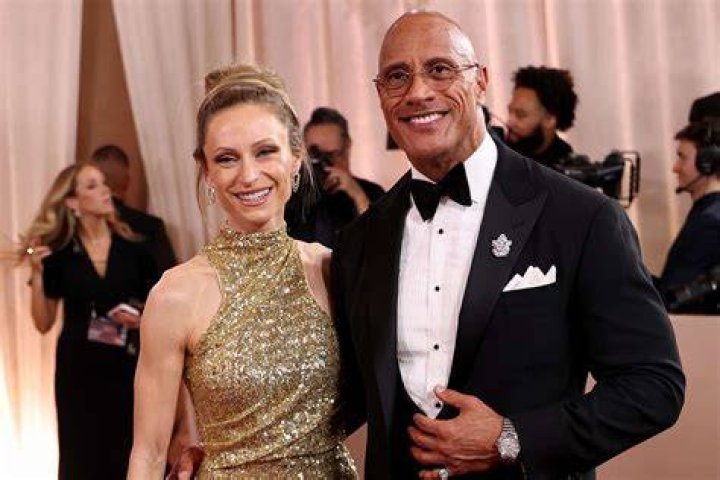 Dwayne Johnson Wife Age: Everything You Need to Know About His Partner's Life