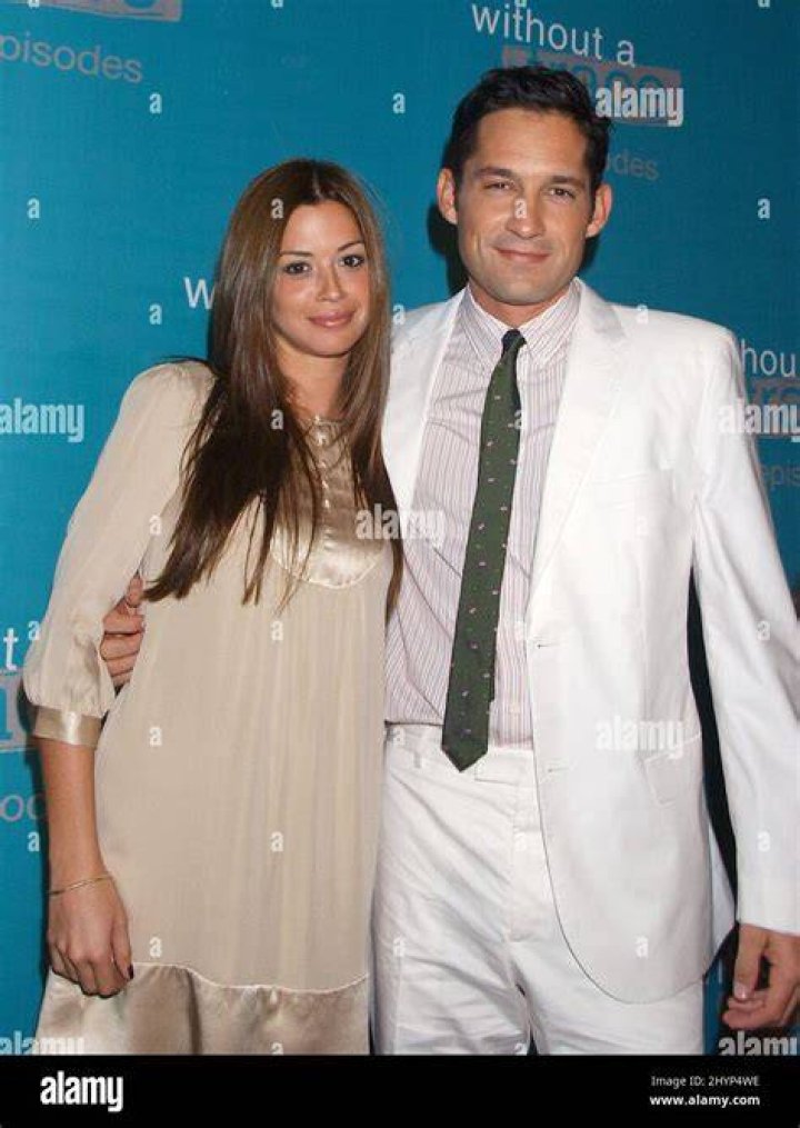 Enrique Murciano Wife: Unveiling the Life and Love Story