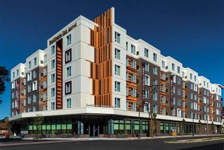 Experience the Comfort and Luxury of Residence Inn Boston Watertown