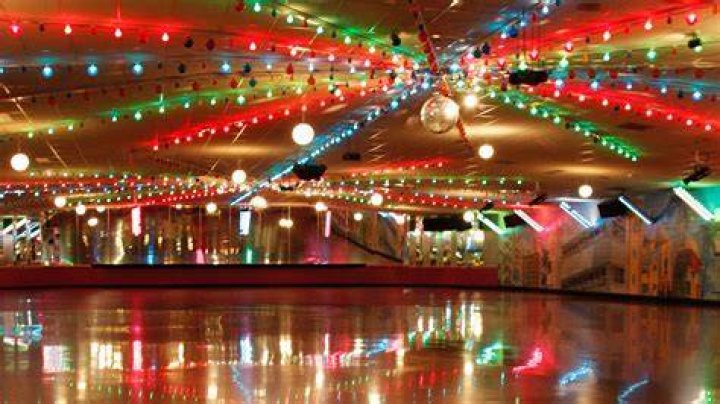 Exploring the Thrilling Roller Skating Rinks in Orange County, CA