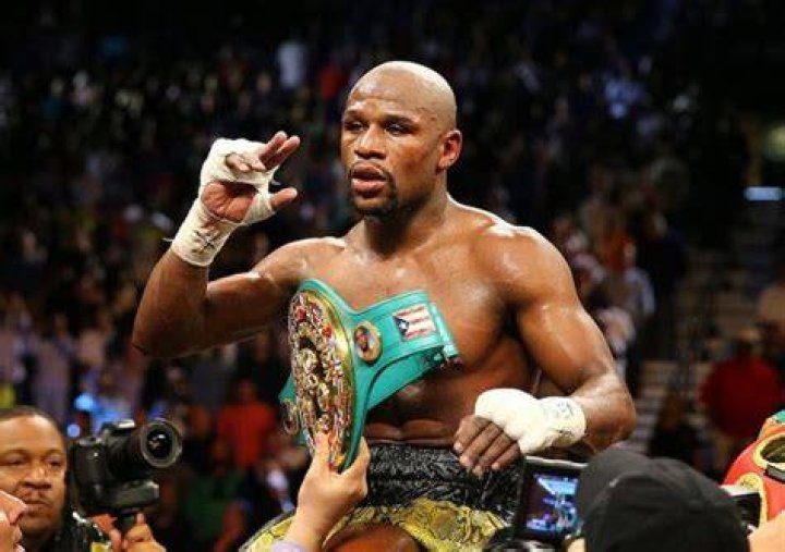 Floyd Mayweather Life Story: The Untouchable Champion's Journey