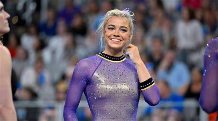 How Old is Olivia Dunne? A Comprehensive Guide to the Rising Gymnastics Star
