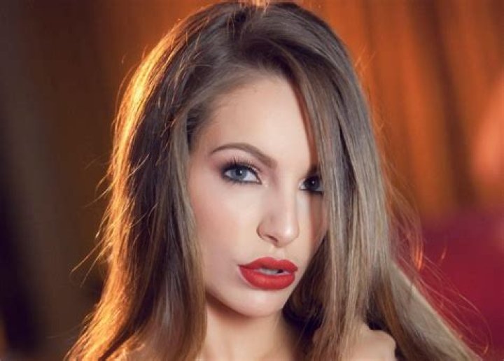 Kimmy Granger: The Rise of a Digital Age Phenomenon