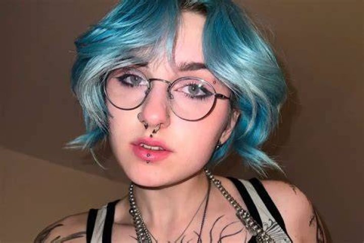 Lyra Crow Nudes: A Comprehensive Exploration of Misinformation and Privacy Rights