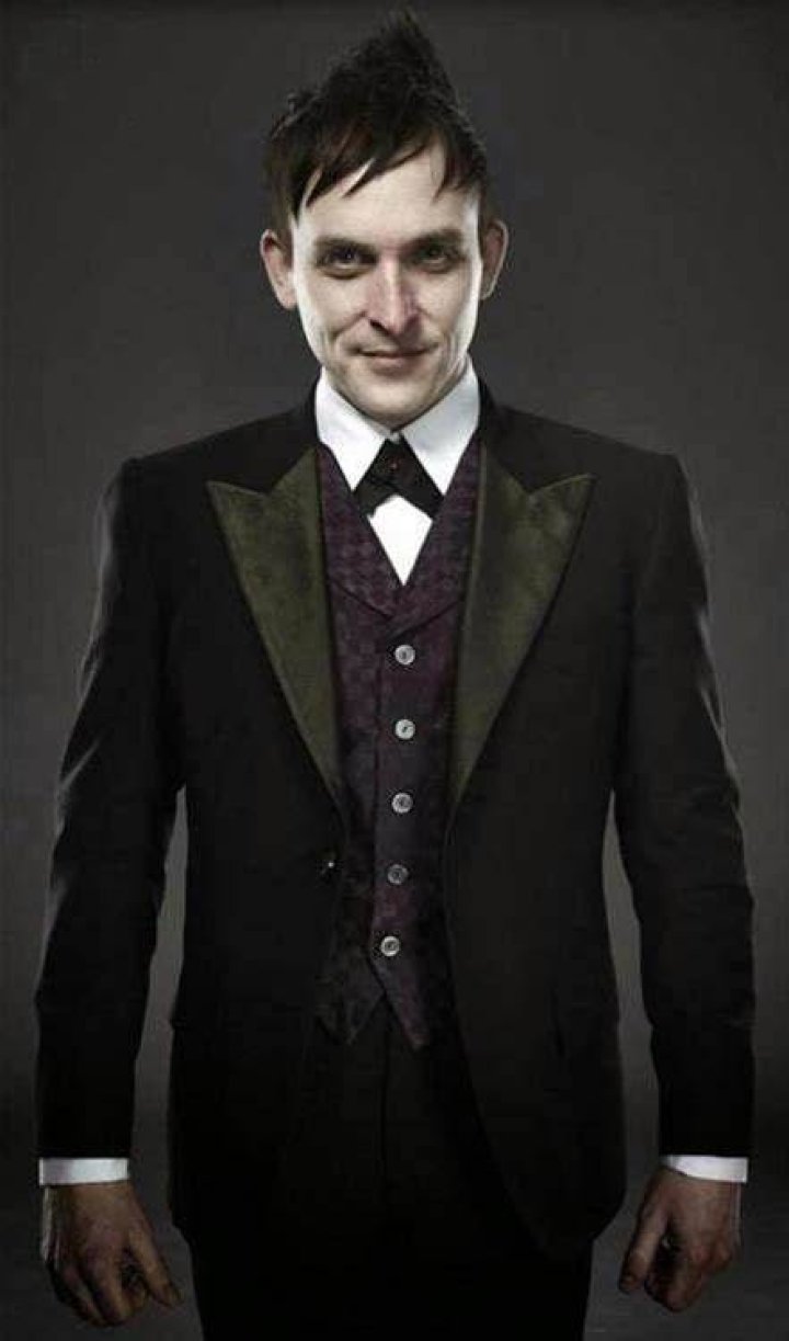 Oswald Cobblepot Costume Gotham: The Ultimate Guide for Fans
