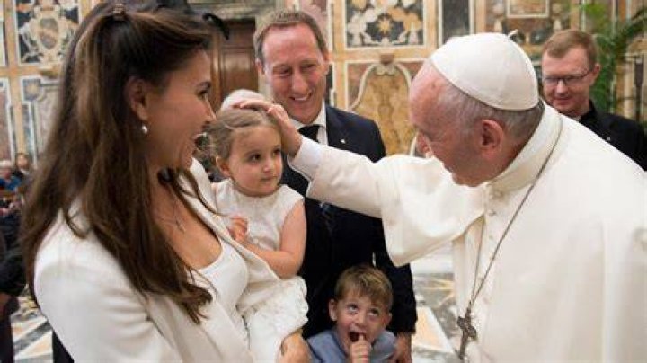 Pope Francis Wife: Unveiling the Truth Behind the Vatican's Leadership