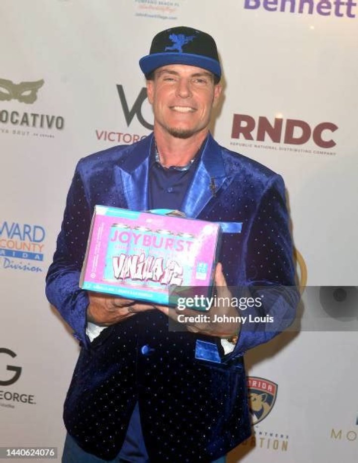 Rob Van Winkle: The Untold Story of Vanilla Ice's Rise and Resilience