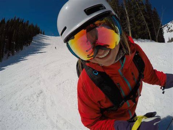Ski Diva: The Ultimate Guide to Female Skiing Icons