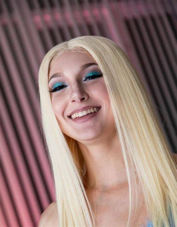 Skylar Voxocks: The Rising Star in the Music Industry