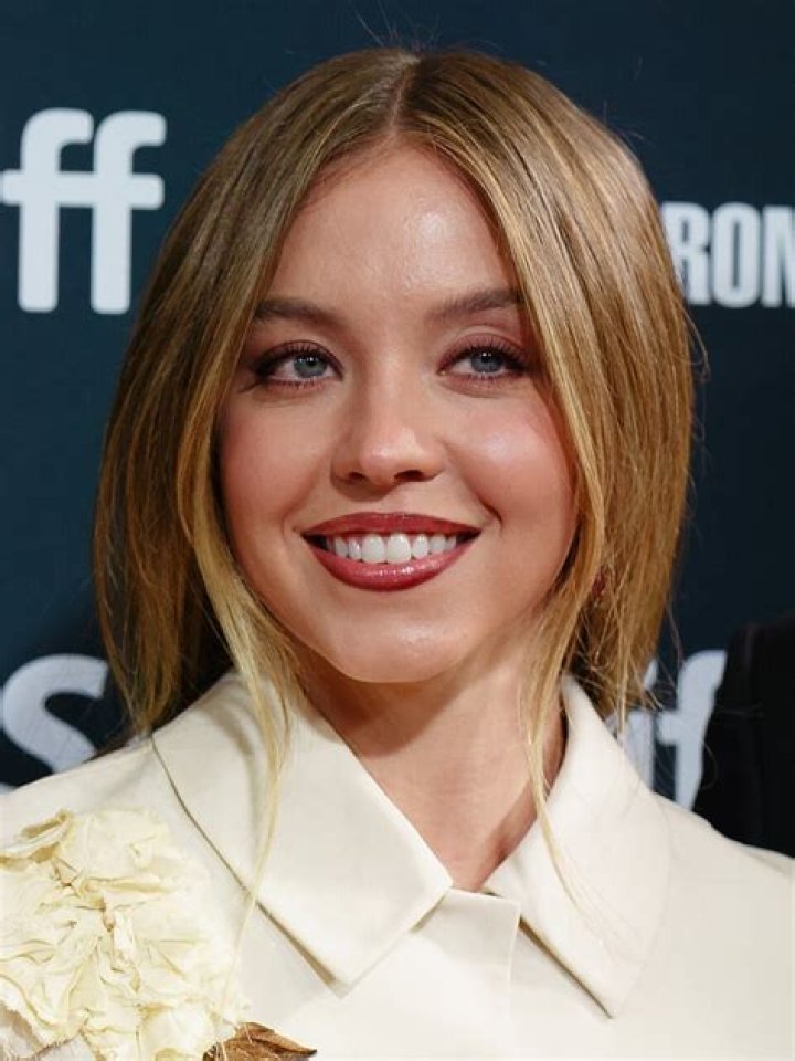 Sydney Sweeney's Rise to Fame: A Comprehensive Look at Her Career and Achievements