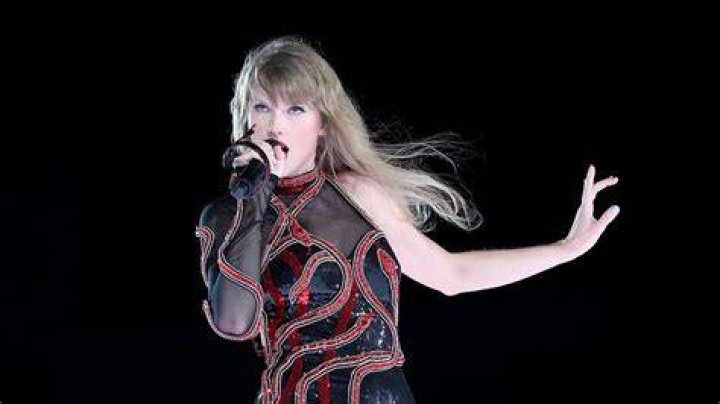 TayKorWift Height: Exploring the Life, Career, and Physical Attributes of a Rising Star