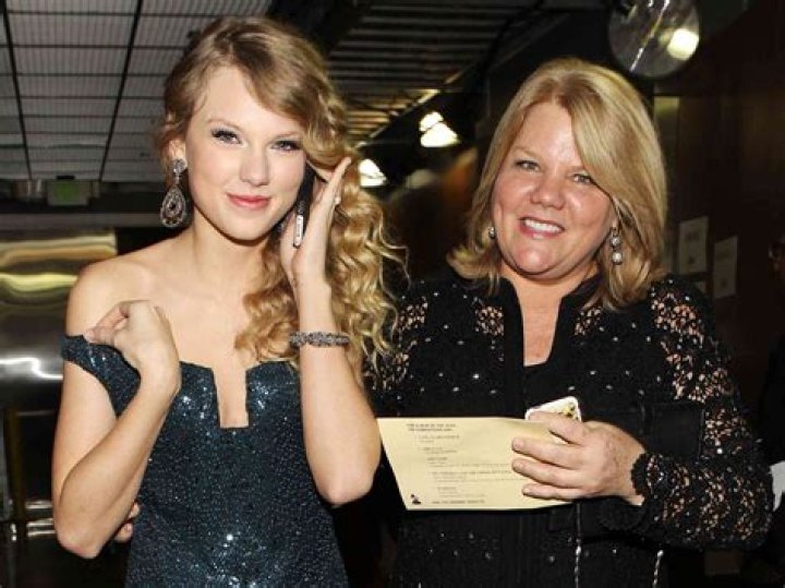 Taylor Swift's Mom Young: A Journey Through Her Life and Influence