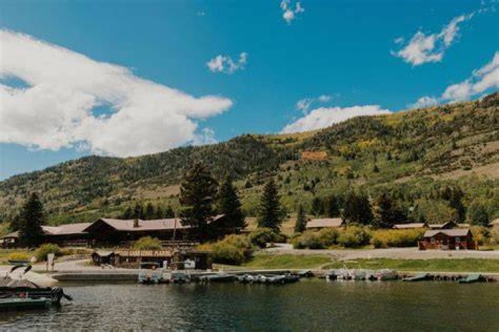 Unveiling the Charm of The Lodge at the Ozarks: A Premier Mountain Retreat