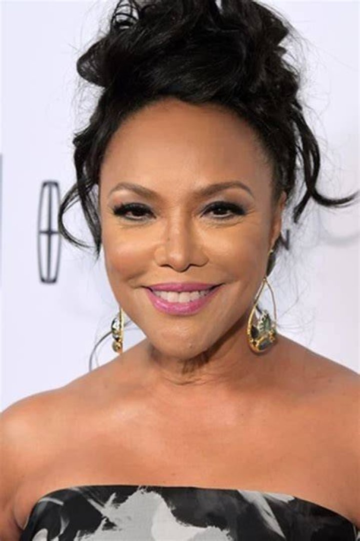 Whitfield Lynn: A Rising Star in the Entertainment Industry