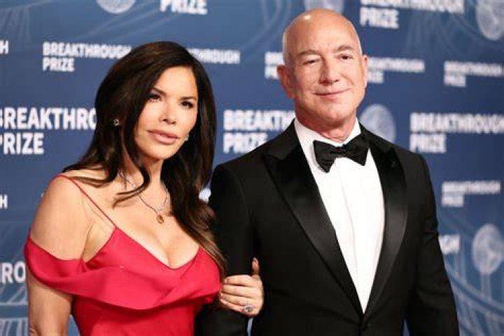 Who is Jeff Bezos' Wife? A Comprehensive Look into Her Life and Achievements