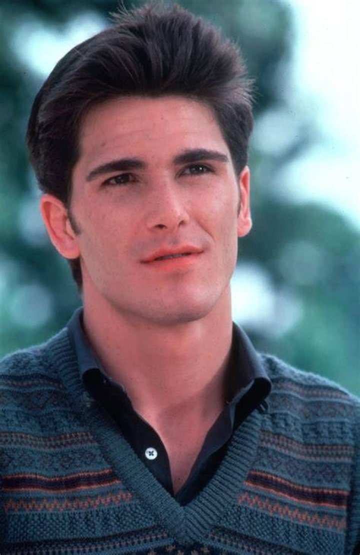 Who Plays Jake in 'Sixteen Candles'? A Comprehensive Guide to the Iconic Character